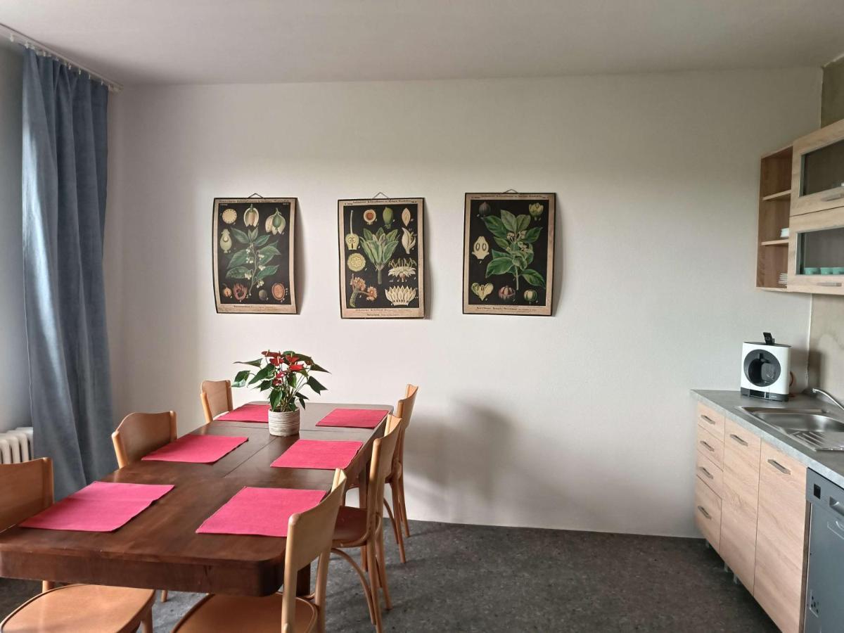 Apartmany Nad Splavem Znojmo Bagian luar foto